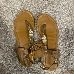 Lightly worn Simply Vera Vera Wang sandals